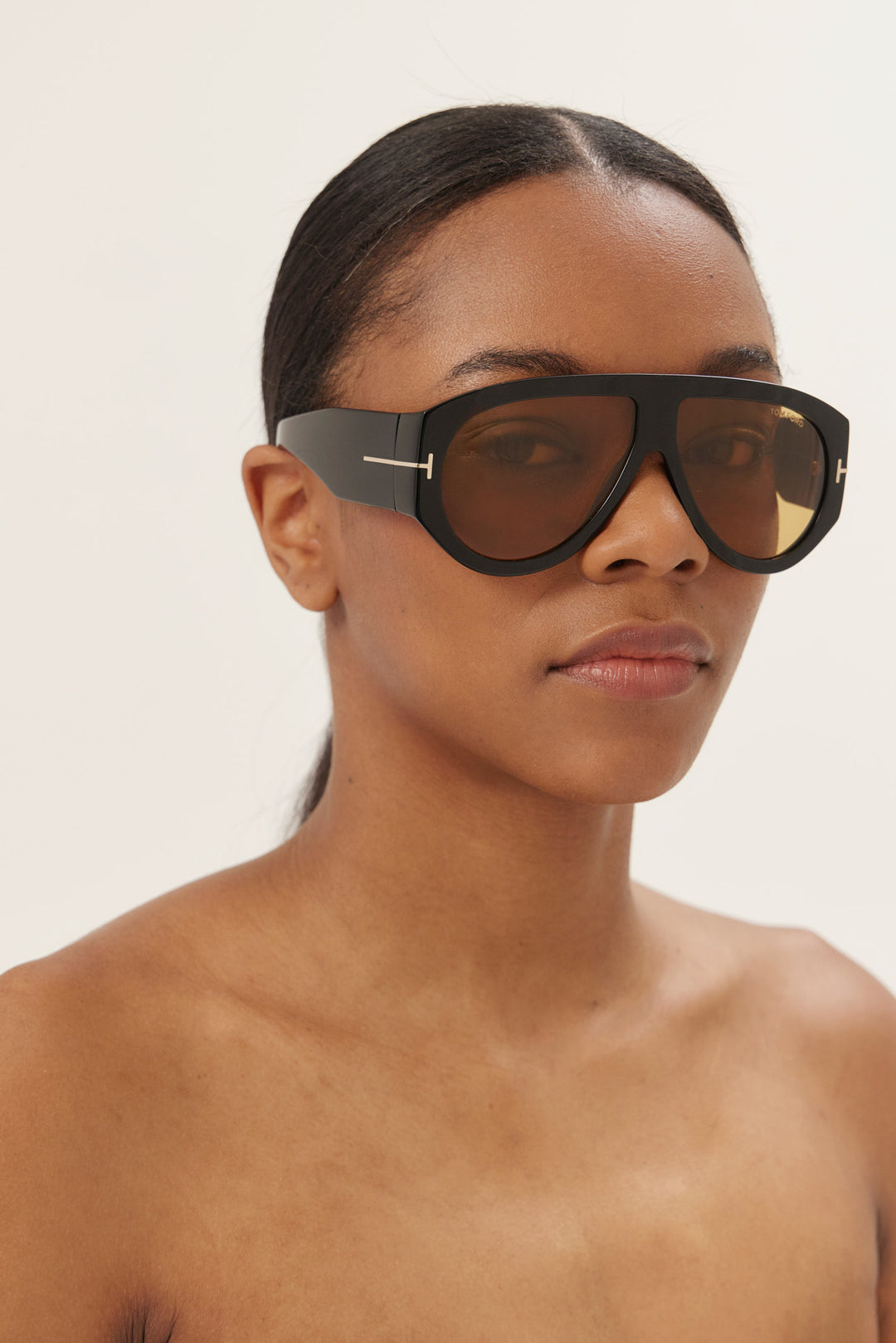 Gafas de sol de piloto negras y amarillas Bronson de Tom Ford
