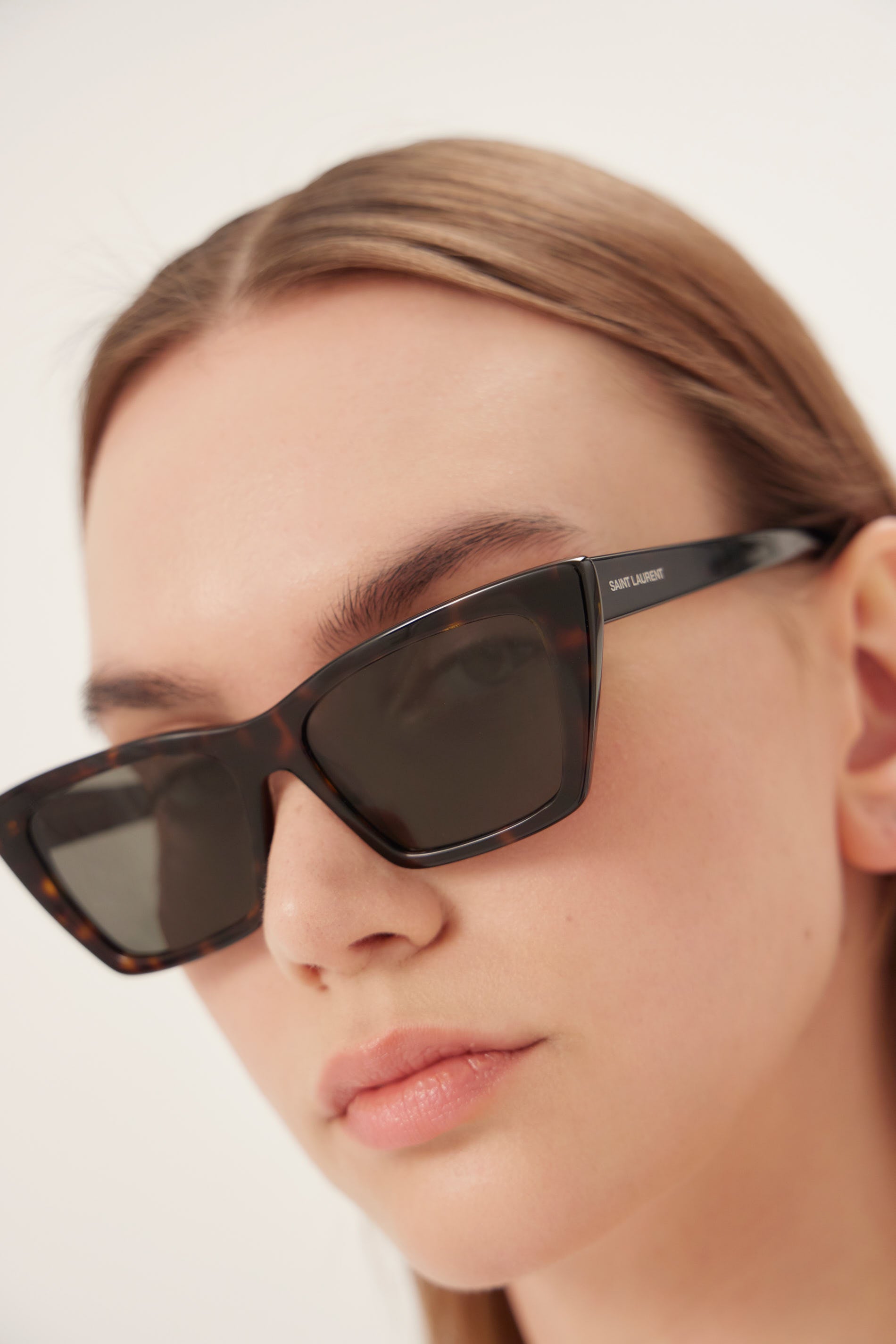 Occhiali da sole iconici MICA cat-eye havana di Saint Laurent