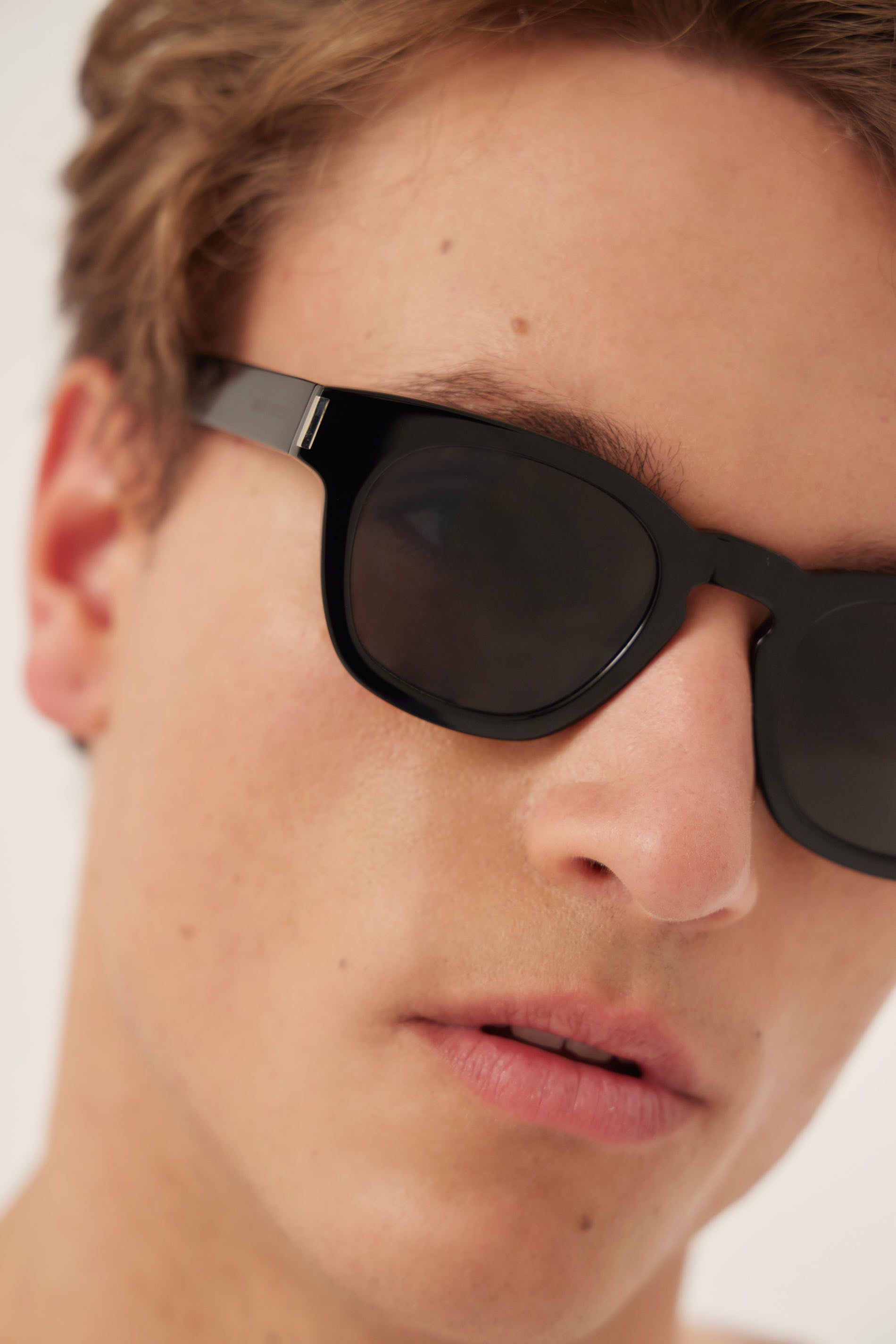 Saint Laurent S.L. 746 001 48